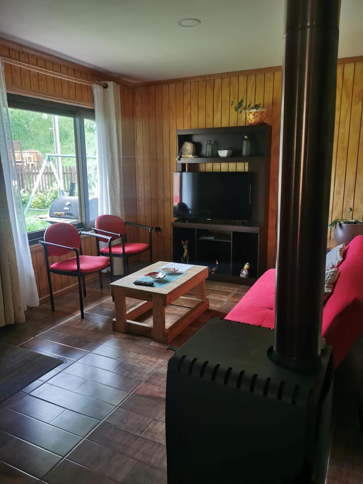 Borde Rio Coyhaique Cabana Y Tinaja 外观 照片